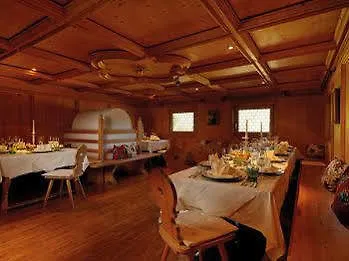 Kaysers Tirolresort - Wohlfuehlhotel Fuer Erwachsene Отель