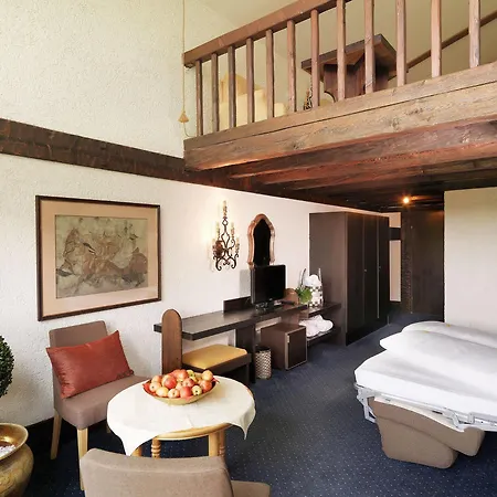 Kaysers Tirolresort - Wohlfuehlhotel Fuer Erwachsene Отель