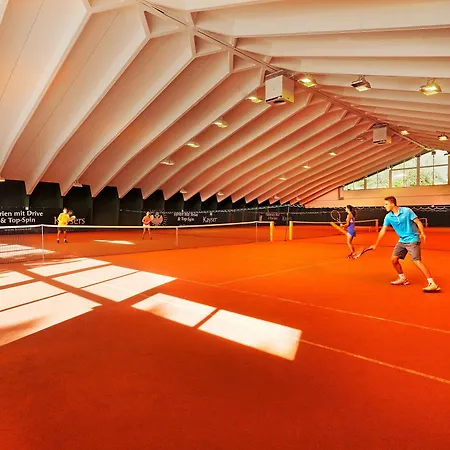 Kaysers Tirolresort - Wohlfuehlhotel Fuer Erwachsene 4*