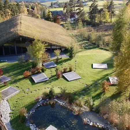 Kaysers Tirolresort - Wohlfuehlhotel Fuer Erwachsene