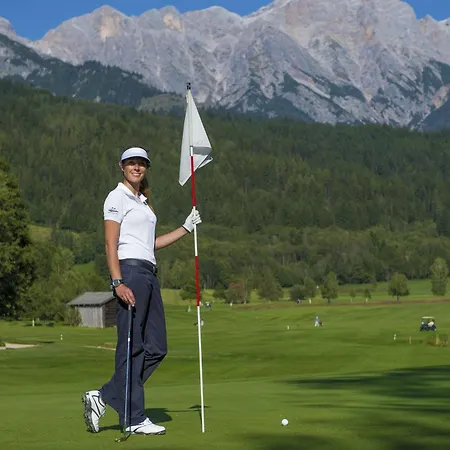 Kaysers Tirolresort - Wohlfuehlhotel Fuer Erwachsene 4*