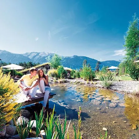 Kaysers Tirolresort - Wohlfuehlhotel Fuer Erwachsene 米耶明